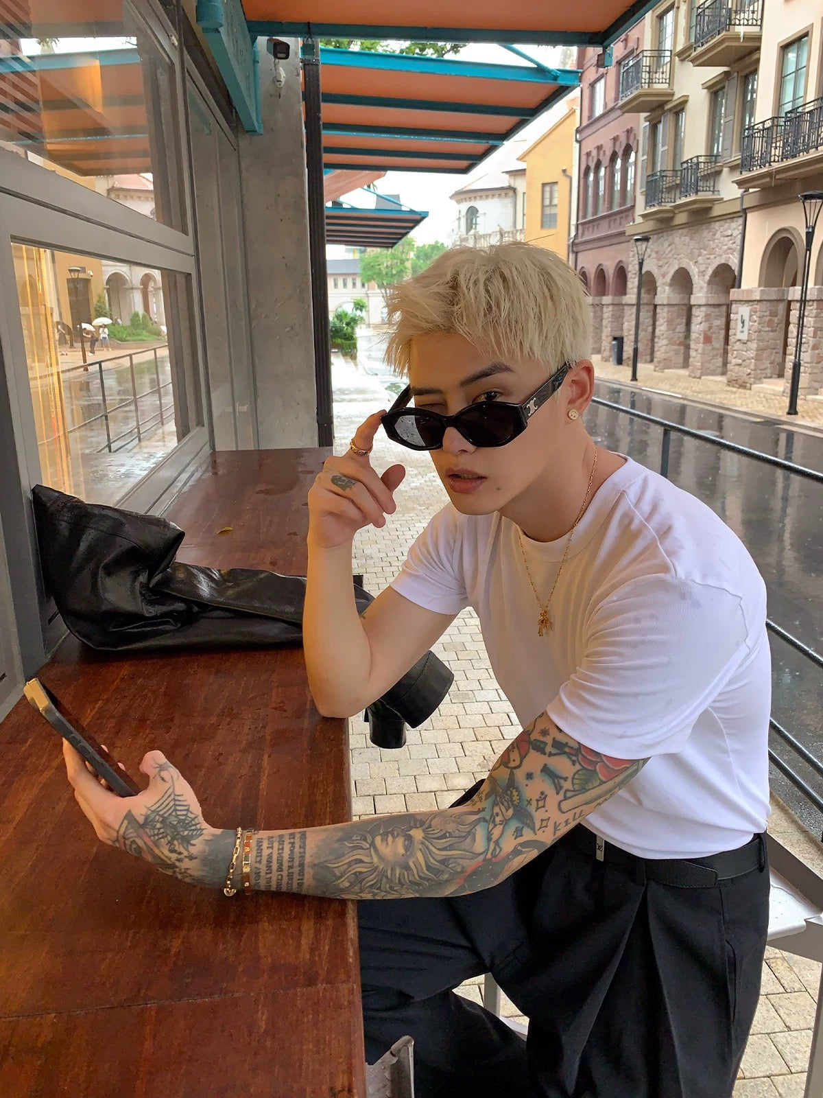 Korean cleanfit slim fit bottom t-shirt