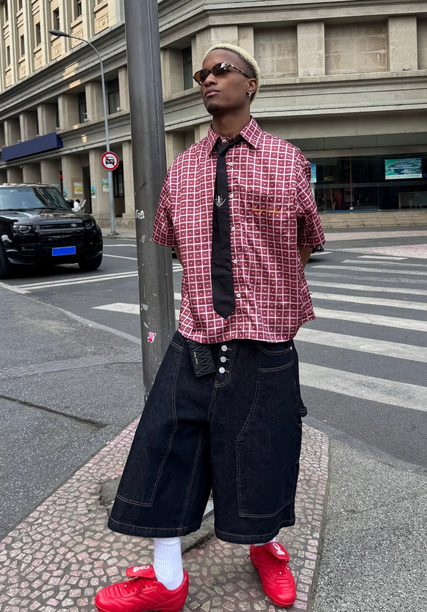 Red plaid boxy collar short sleeve shirt