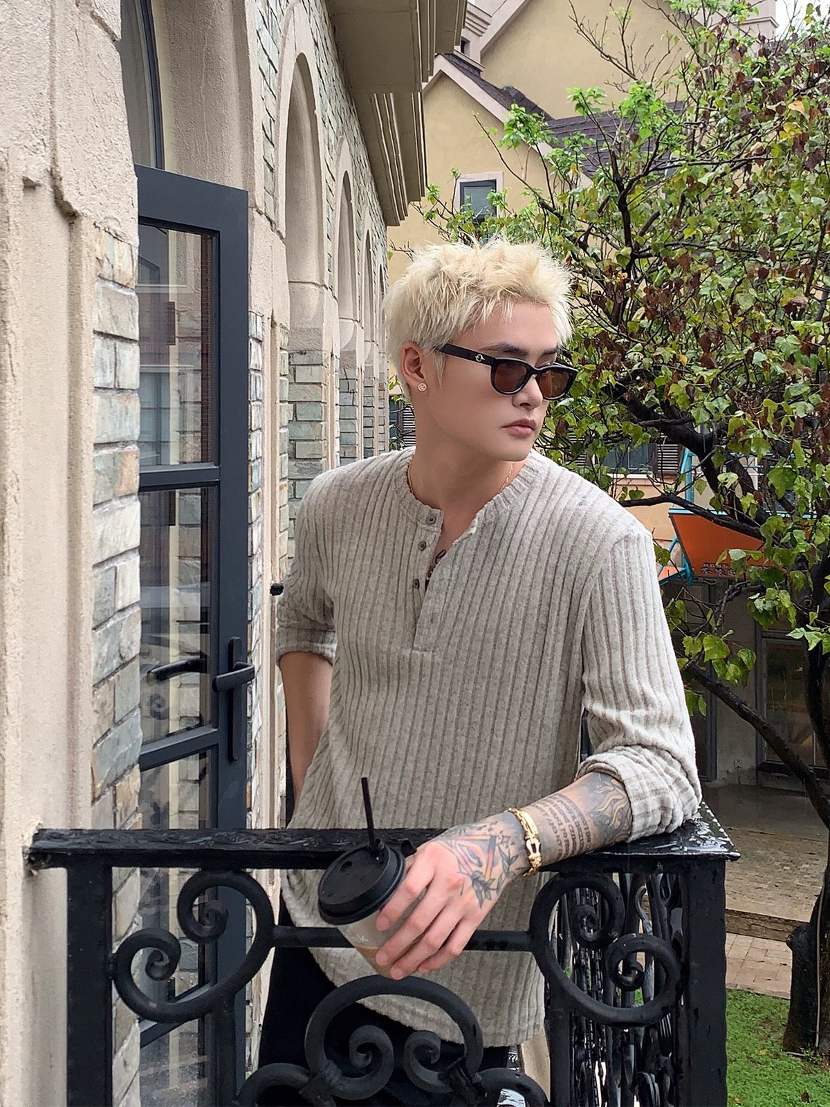 New fall minimalist collarless long sleeve t-shirt