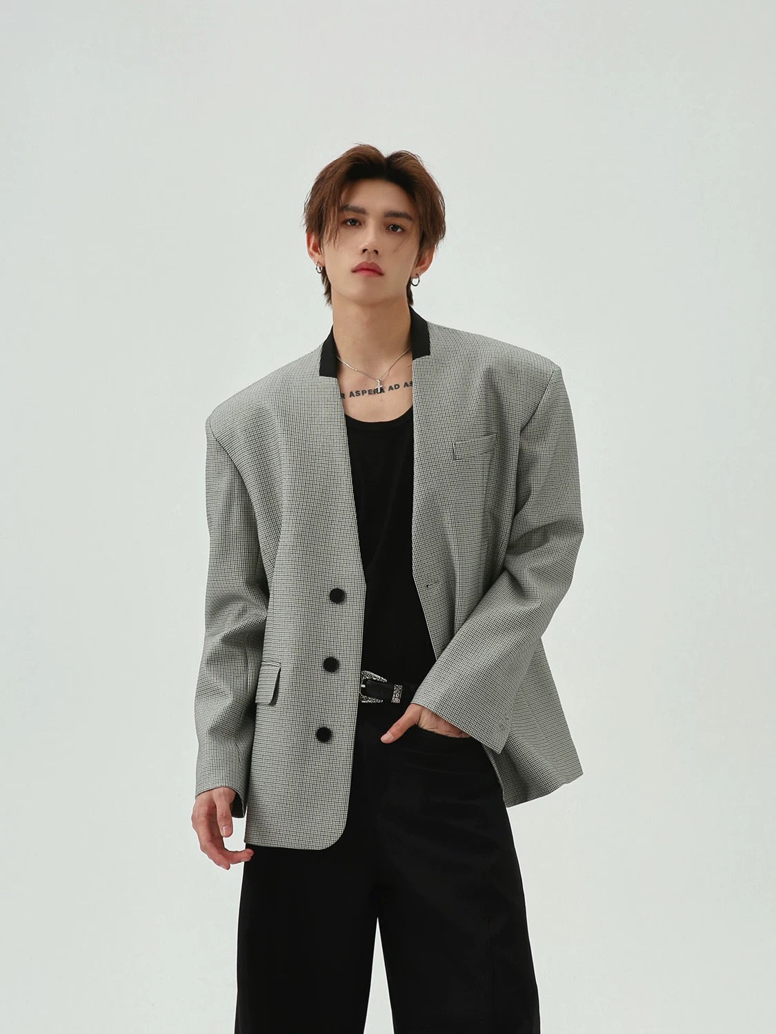 Single breasted design v-neck jacket