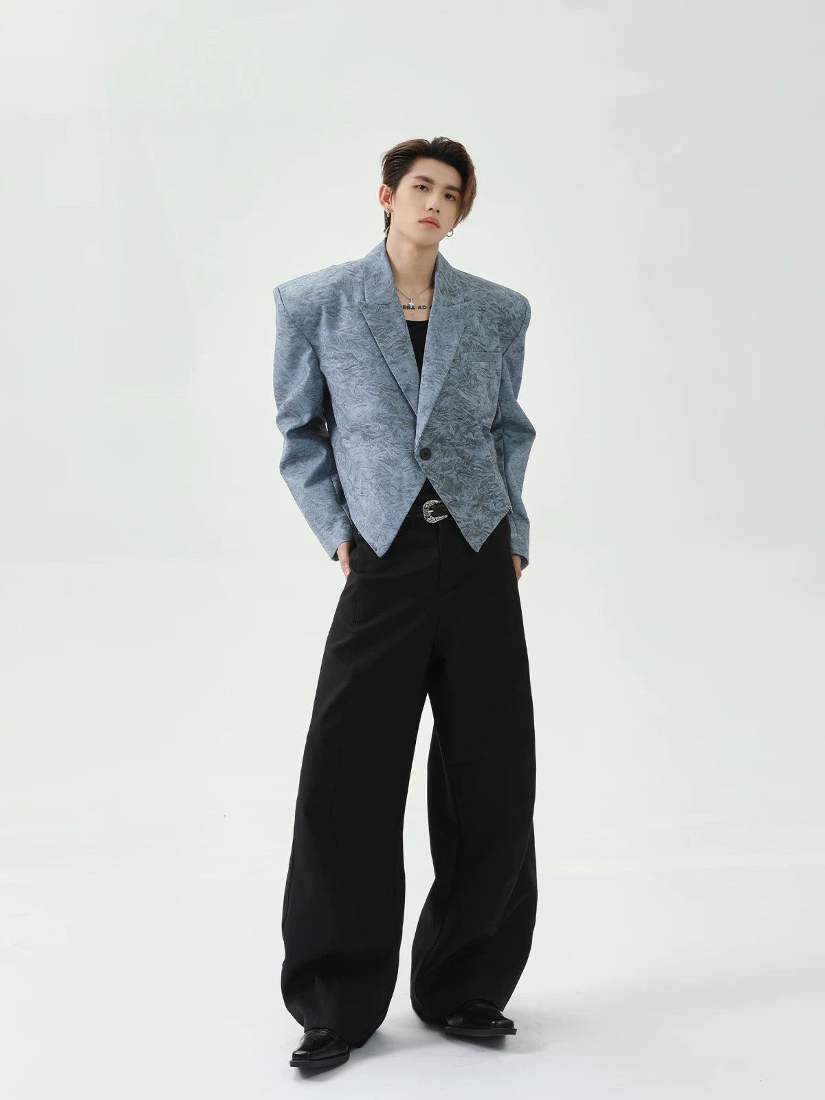 Irregular shoulder short suit jacket