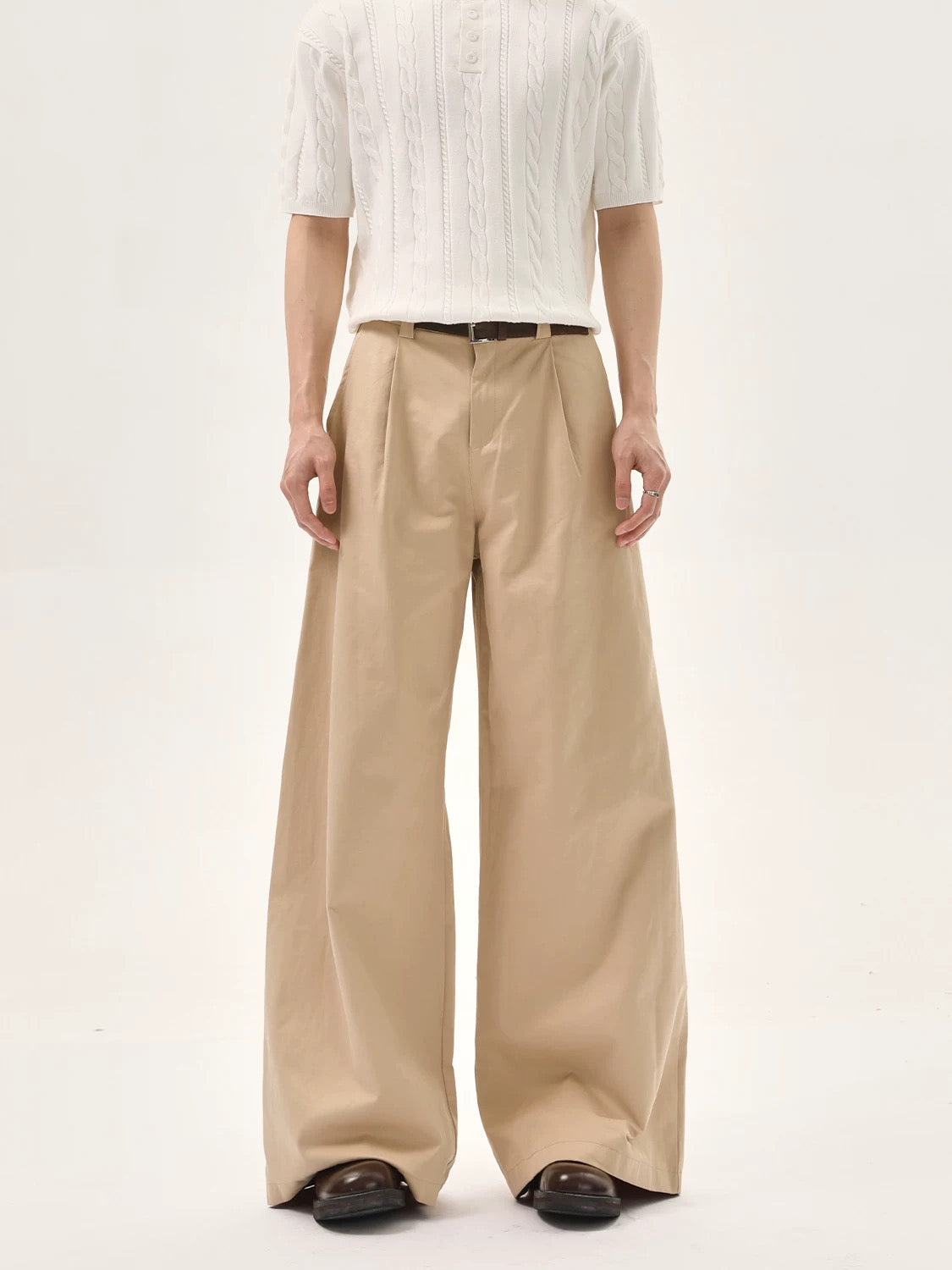 Loose sagging floor length pants