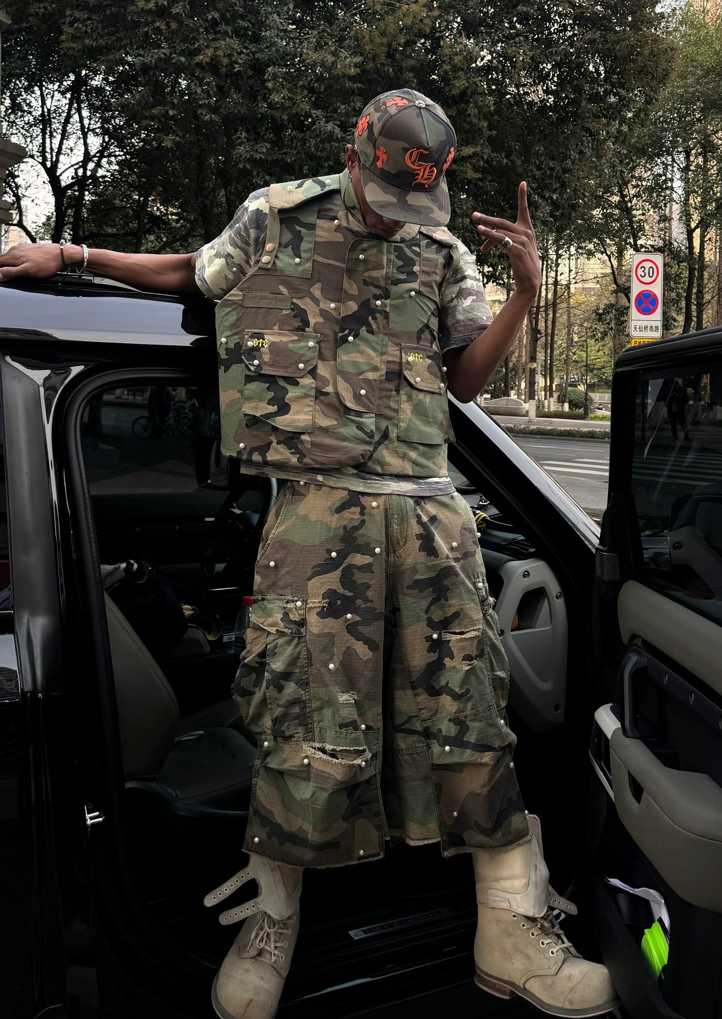 M65 improved baggy camouflage hole pearl shorts