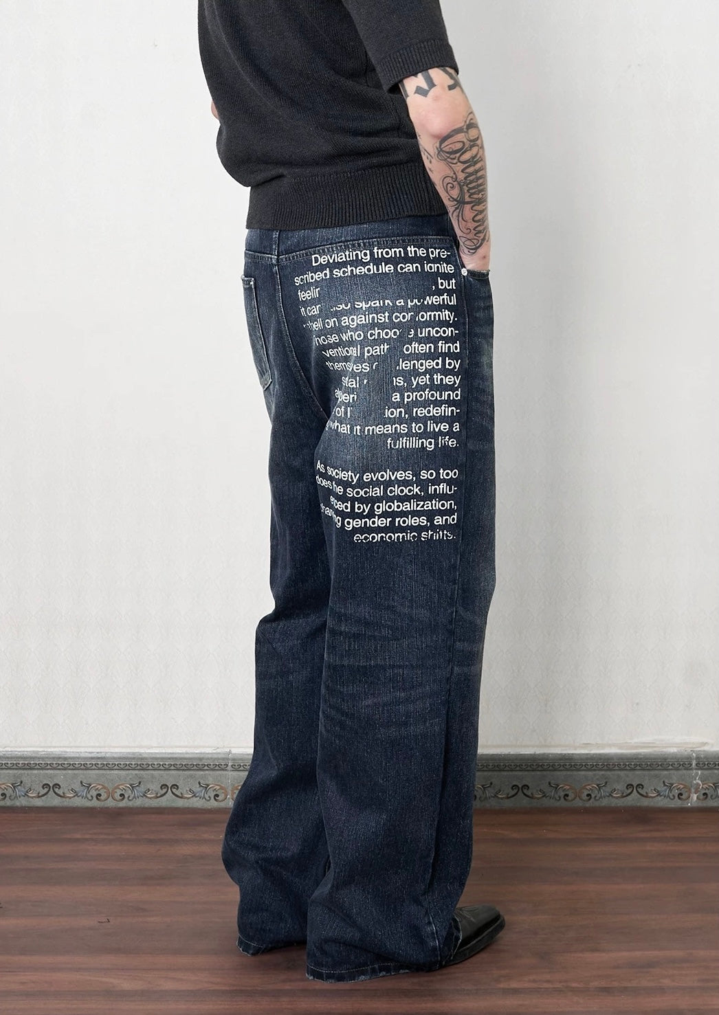 Deep haze firecracker washed half print denim pants