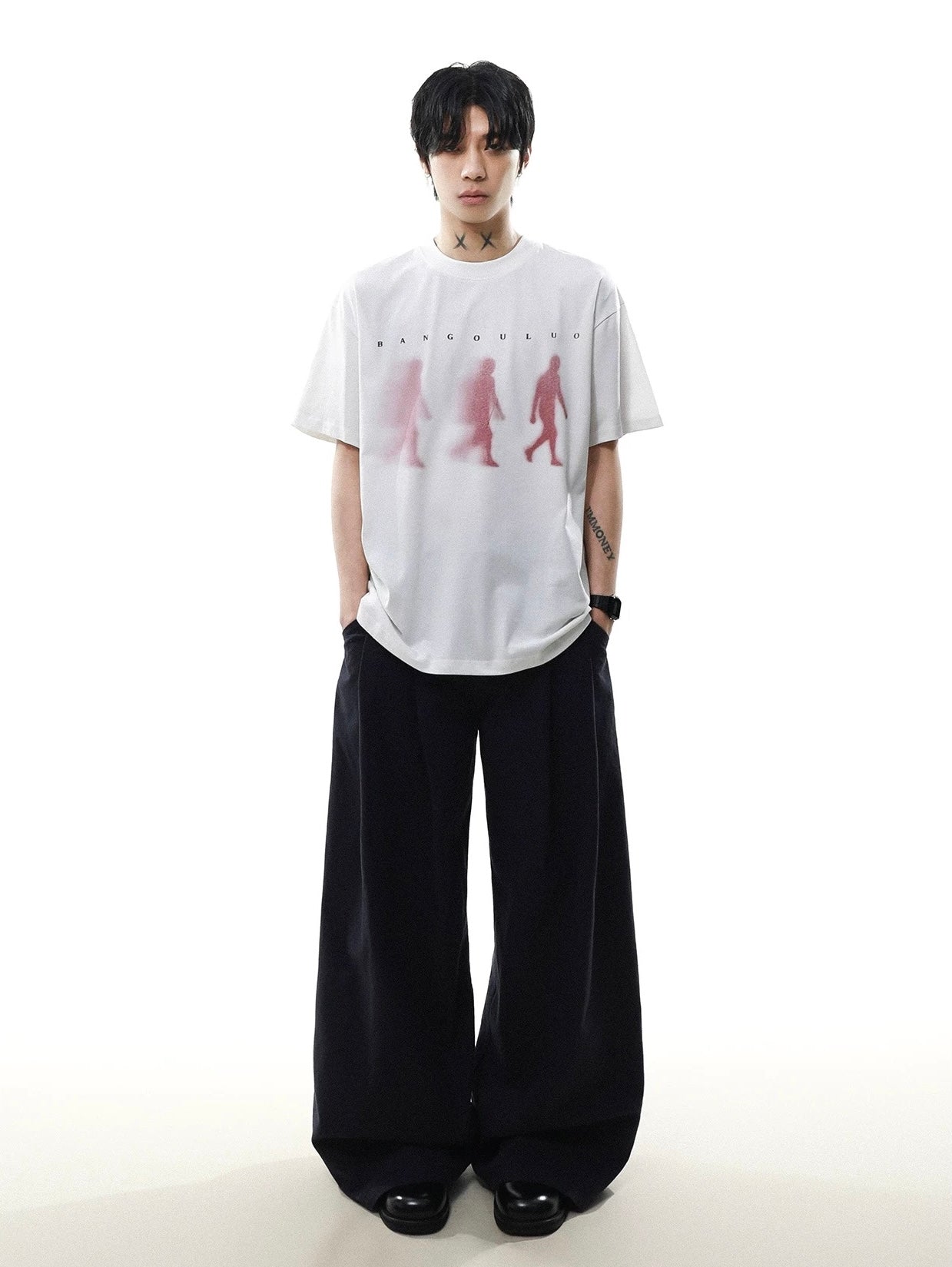 Street silhouette printed t-shirt