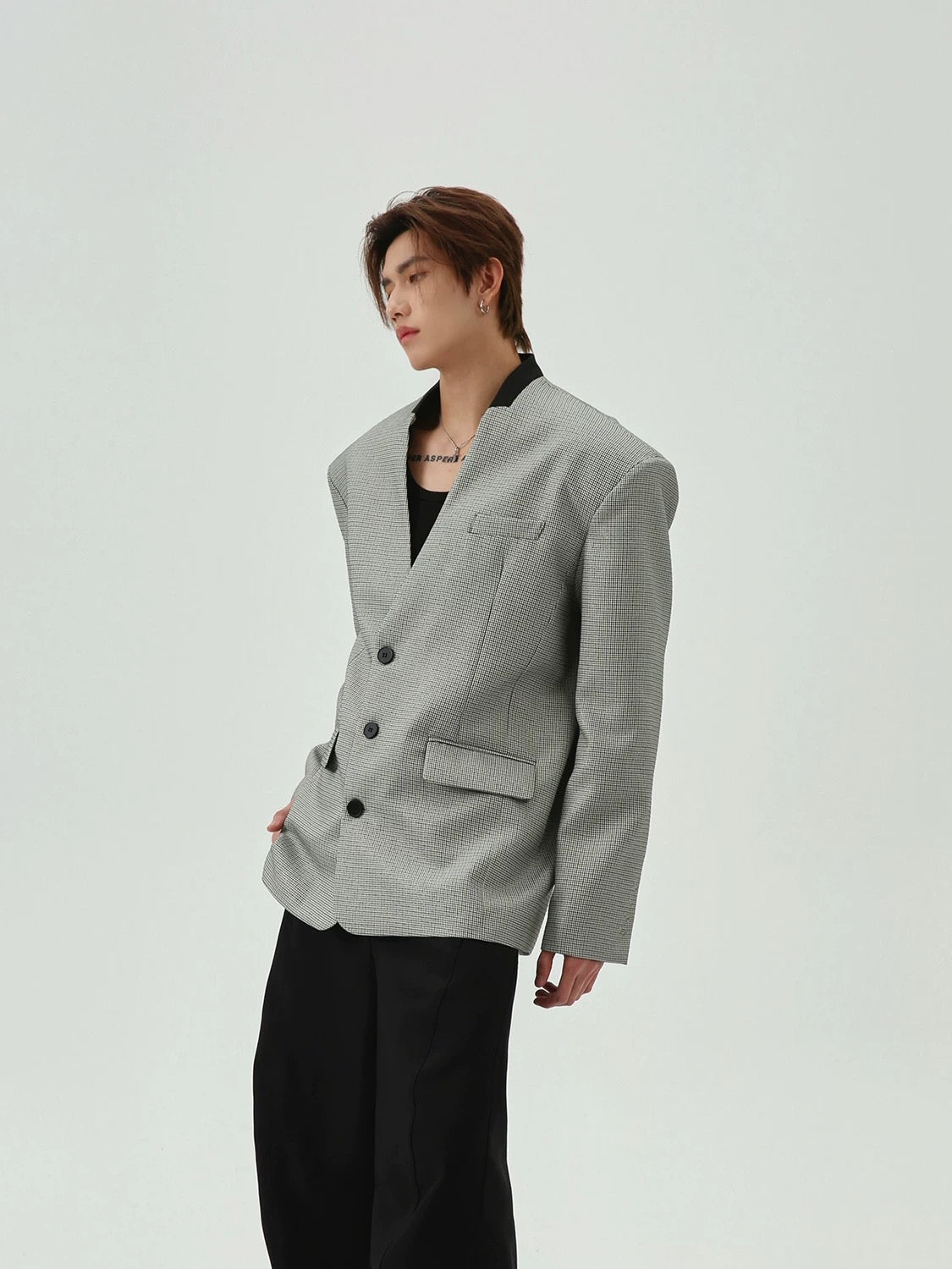 Single breasted design v-neck jacket