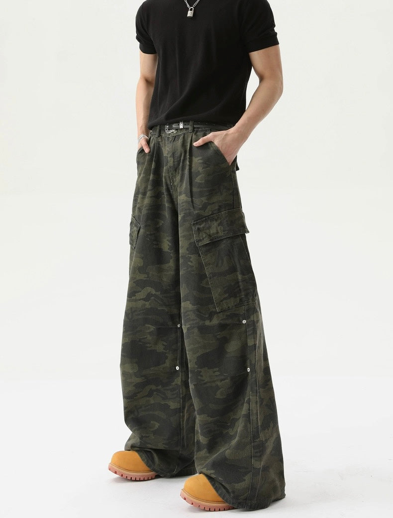 Multi pockets sensational wide leg denim pants