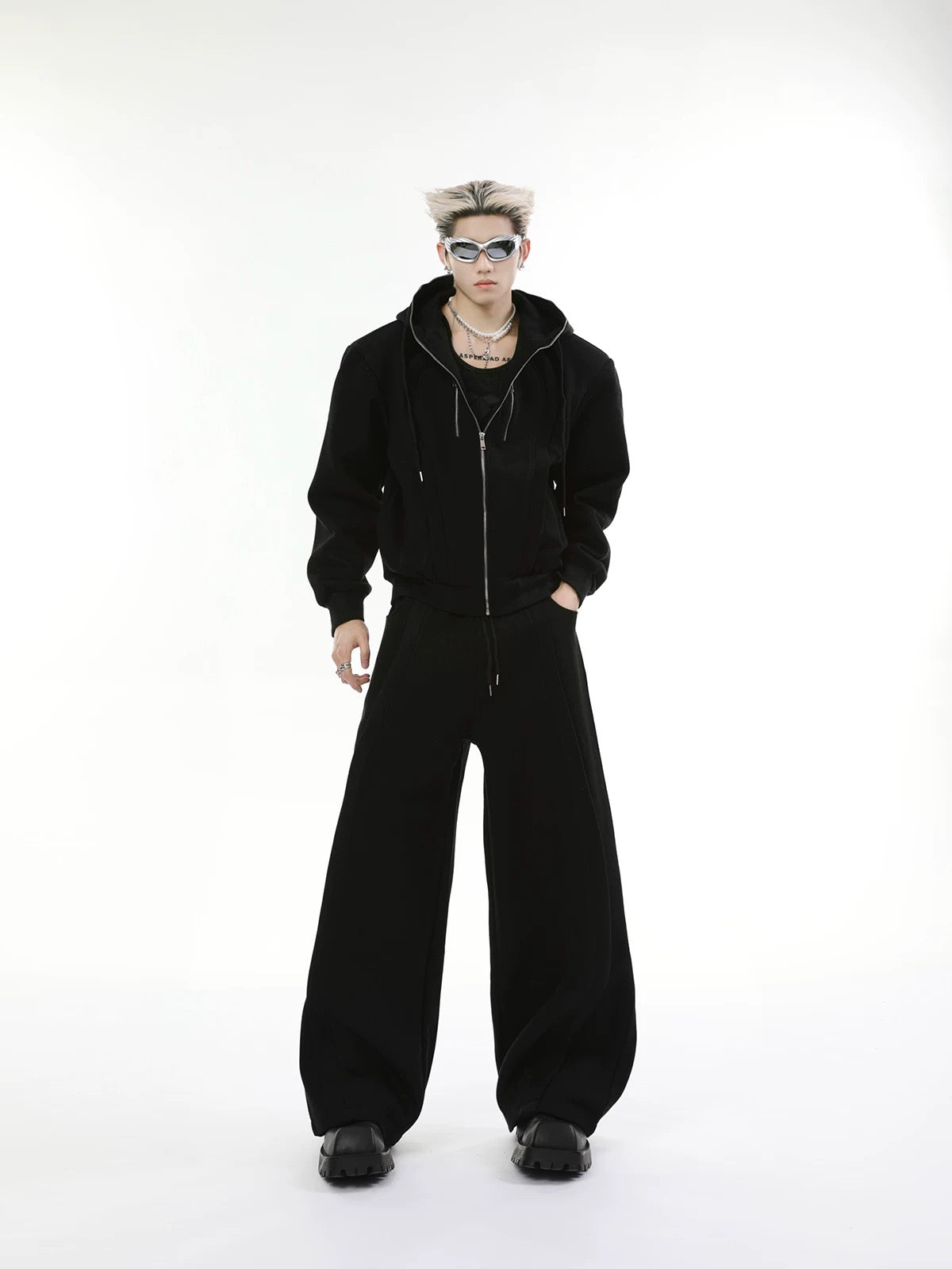 Solid color setup pants