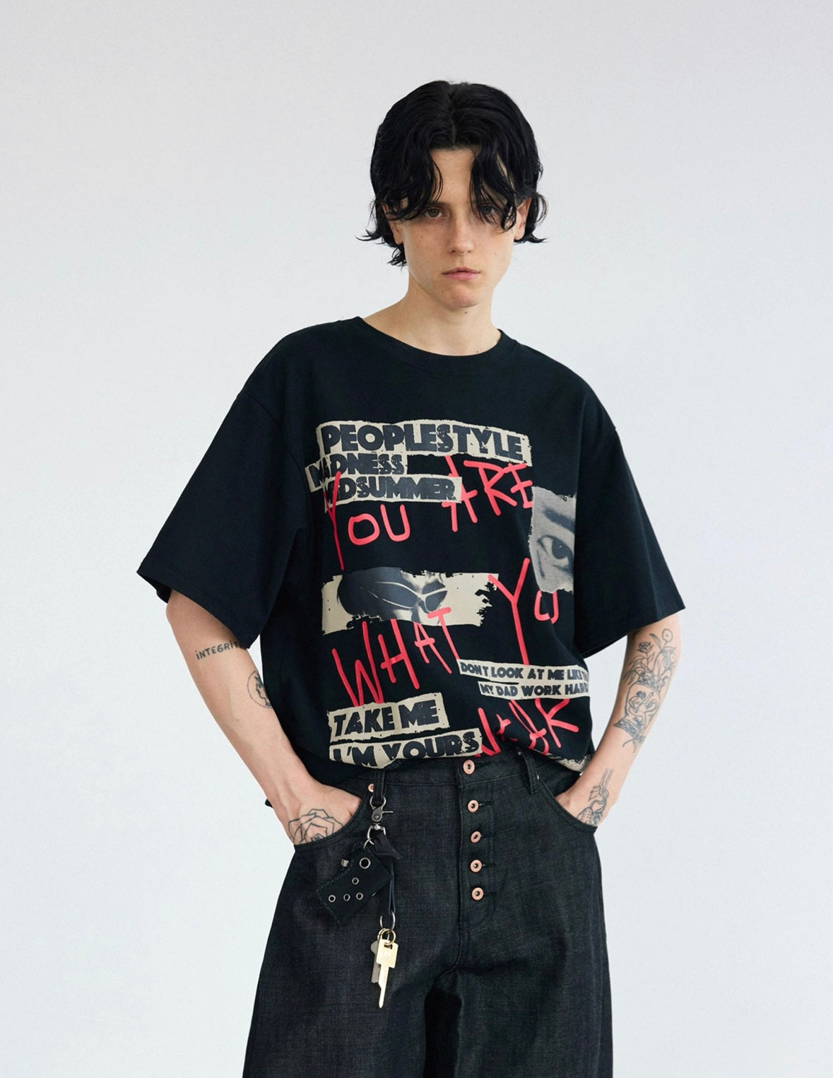 Creative original graffiti printed letters t-shirt