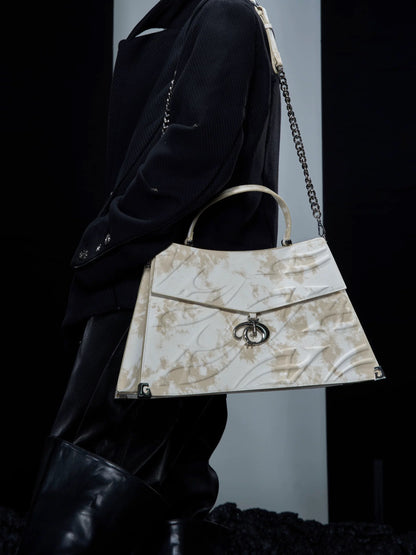 ArguE engraved bone truss single shoulder bag