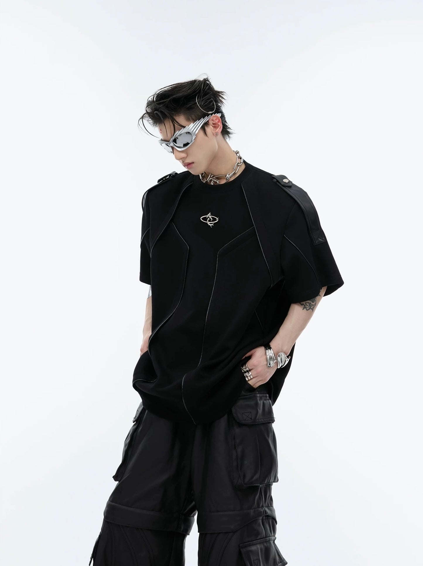 Heavy industry structured shoulder straps t-shirt