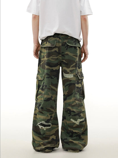 Camouflage worn design pants