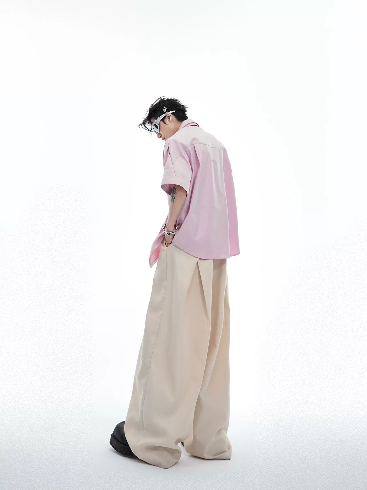 Double collar cushion shoulder shirt