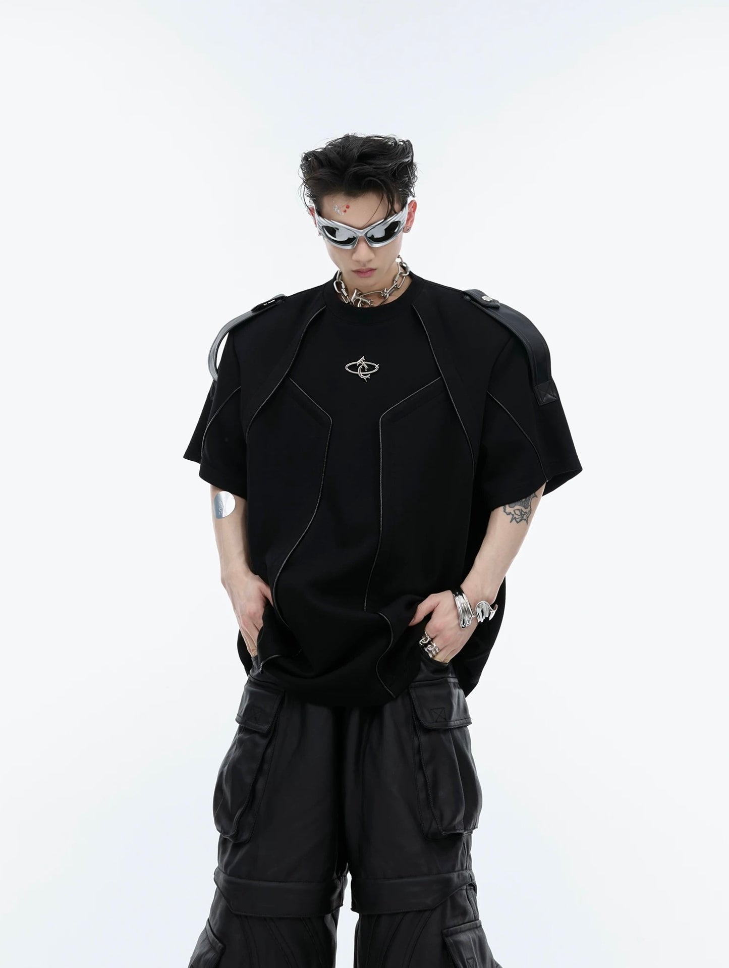 Heavy industry structured shoulder straps t-shirt