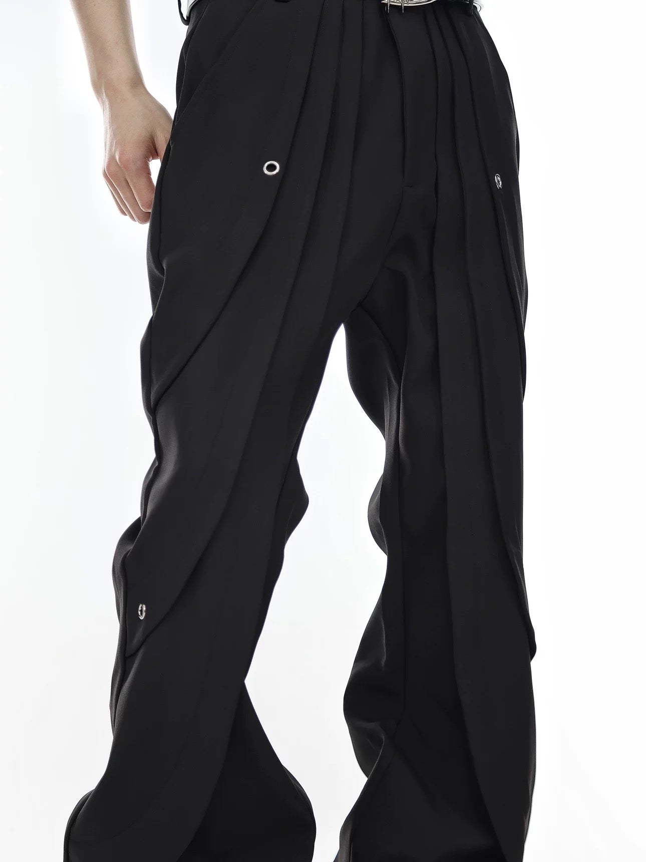 Hand split decomposed slim fit pants