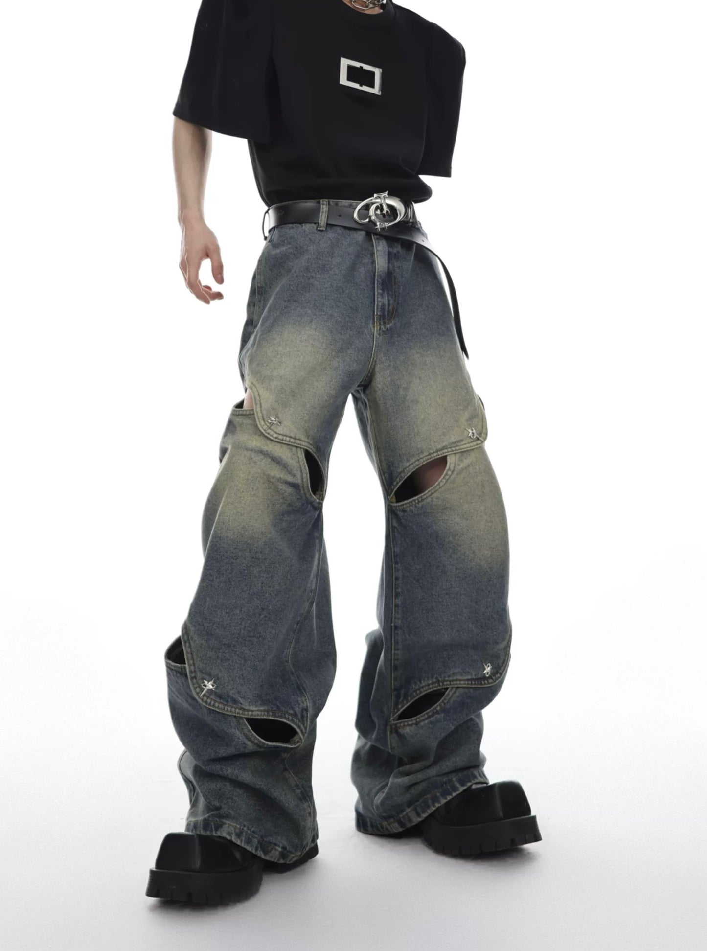 Blade cut design denim pants