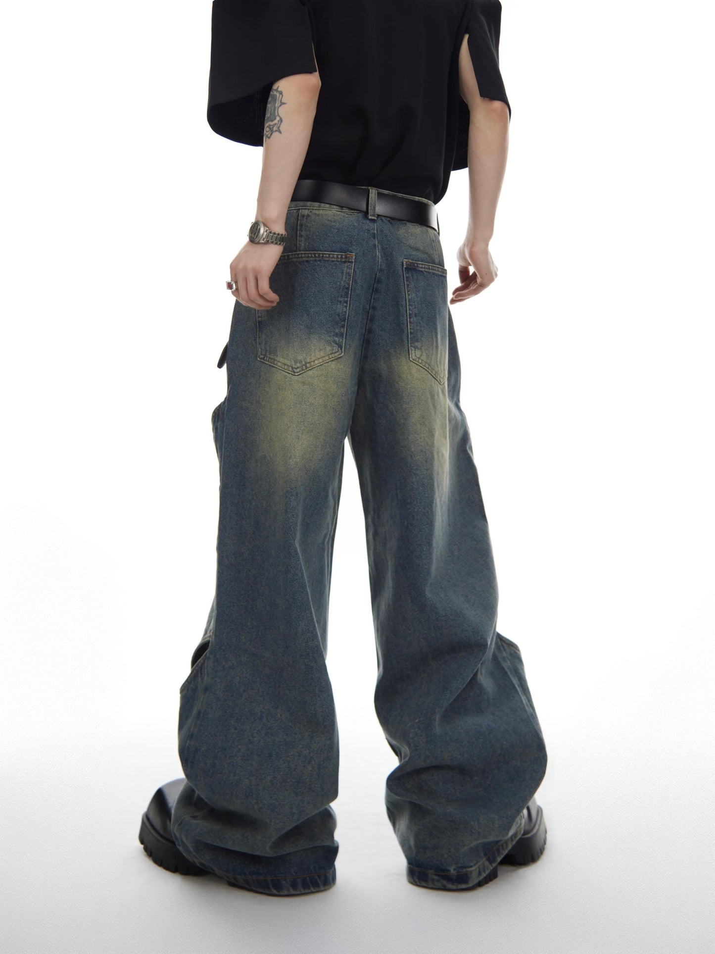 Blade cut design denim pants