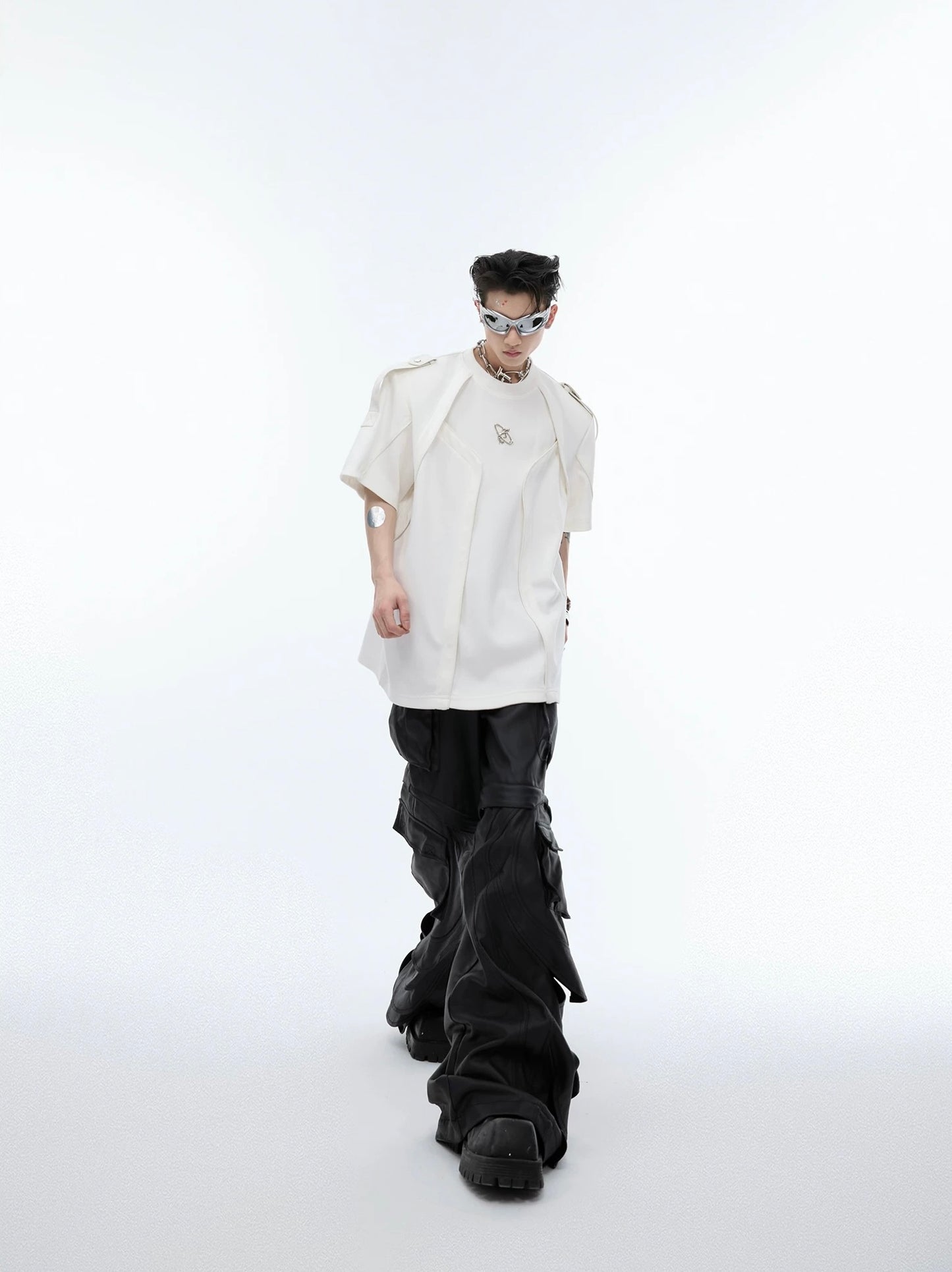 Heavy industry structured shoulder straps t-shirt