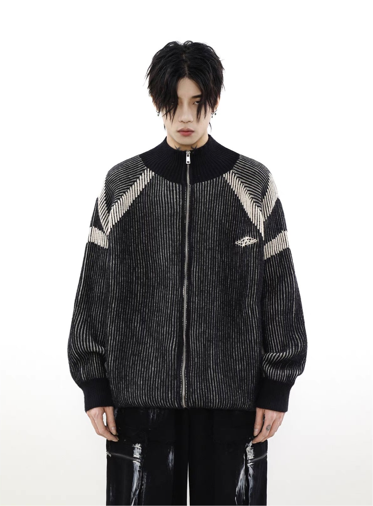 Vivid stripe highneck zip knit