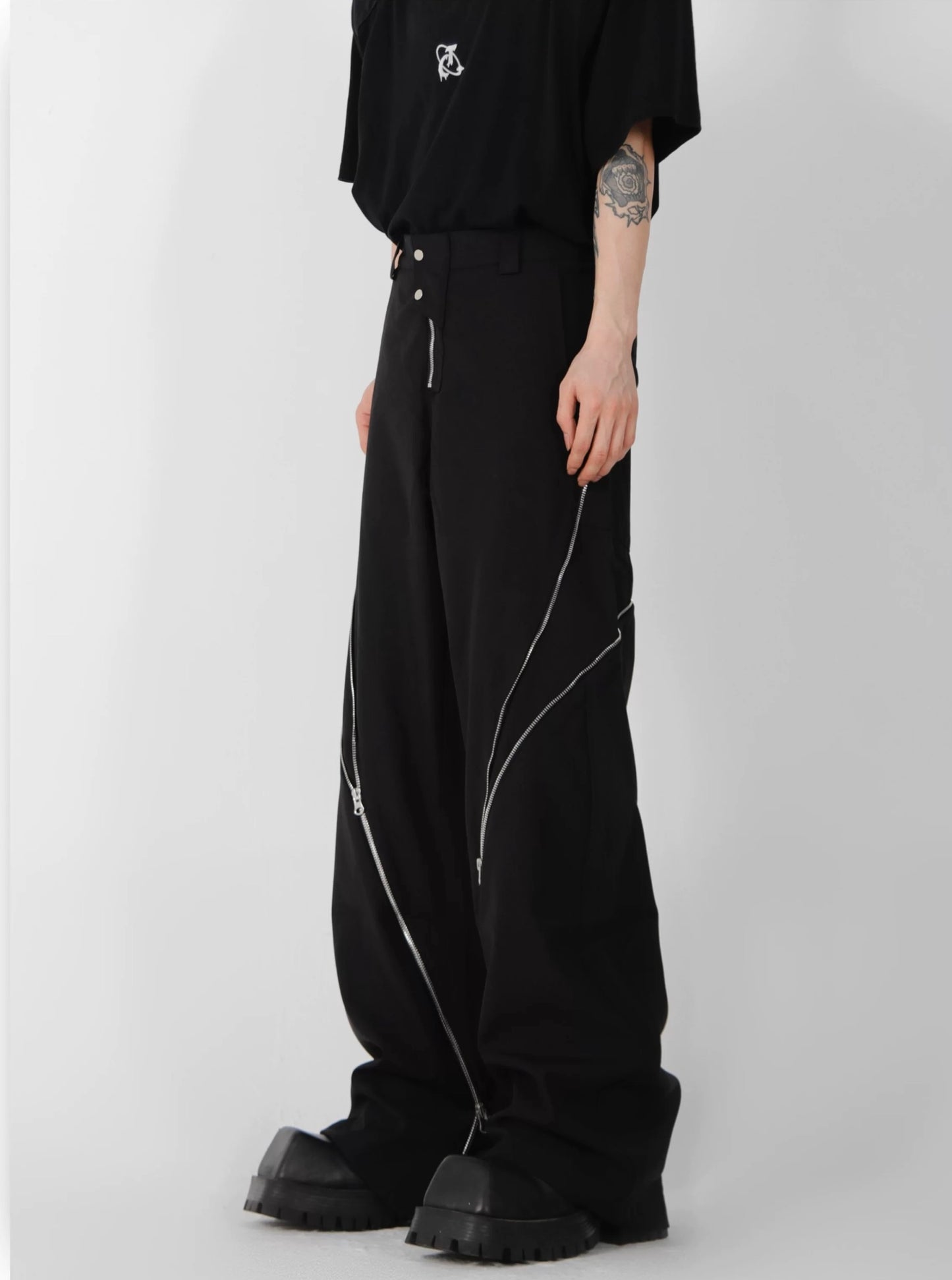 Zipper pull out straight pants