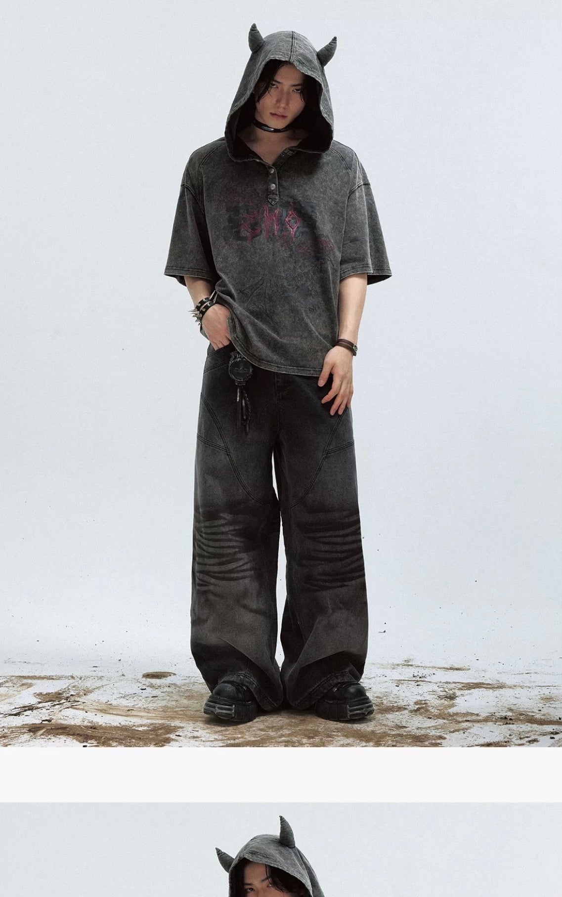 Dark little devil old washable hooded t-shirt