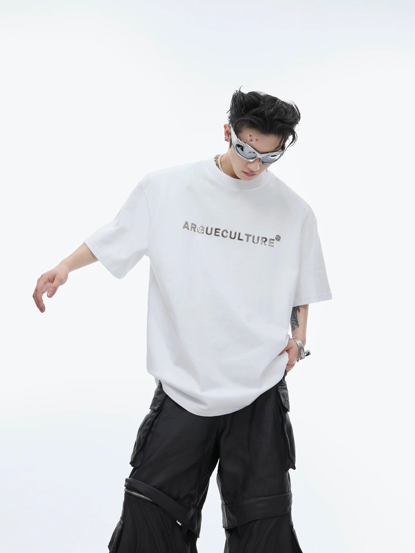 Silver plated stereoscopic metal logo t-shirt