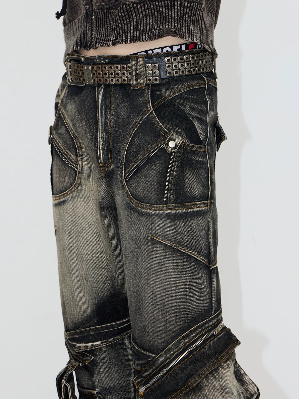 Spiny structure thorn zippered pockets denim pants