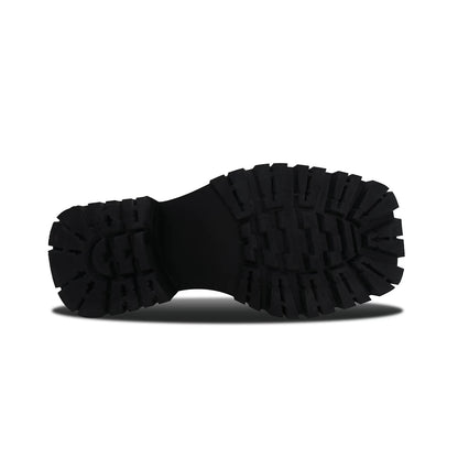 Square headed elevating leather shoes