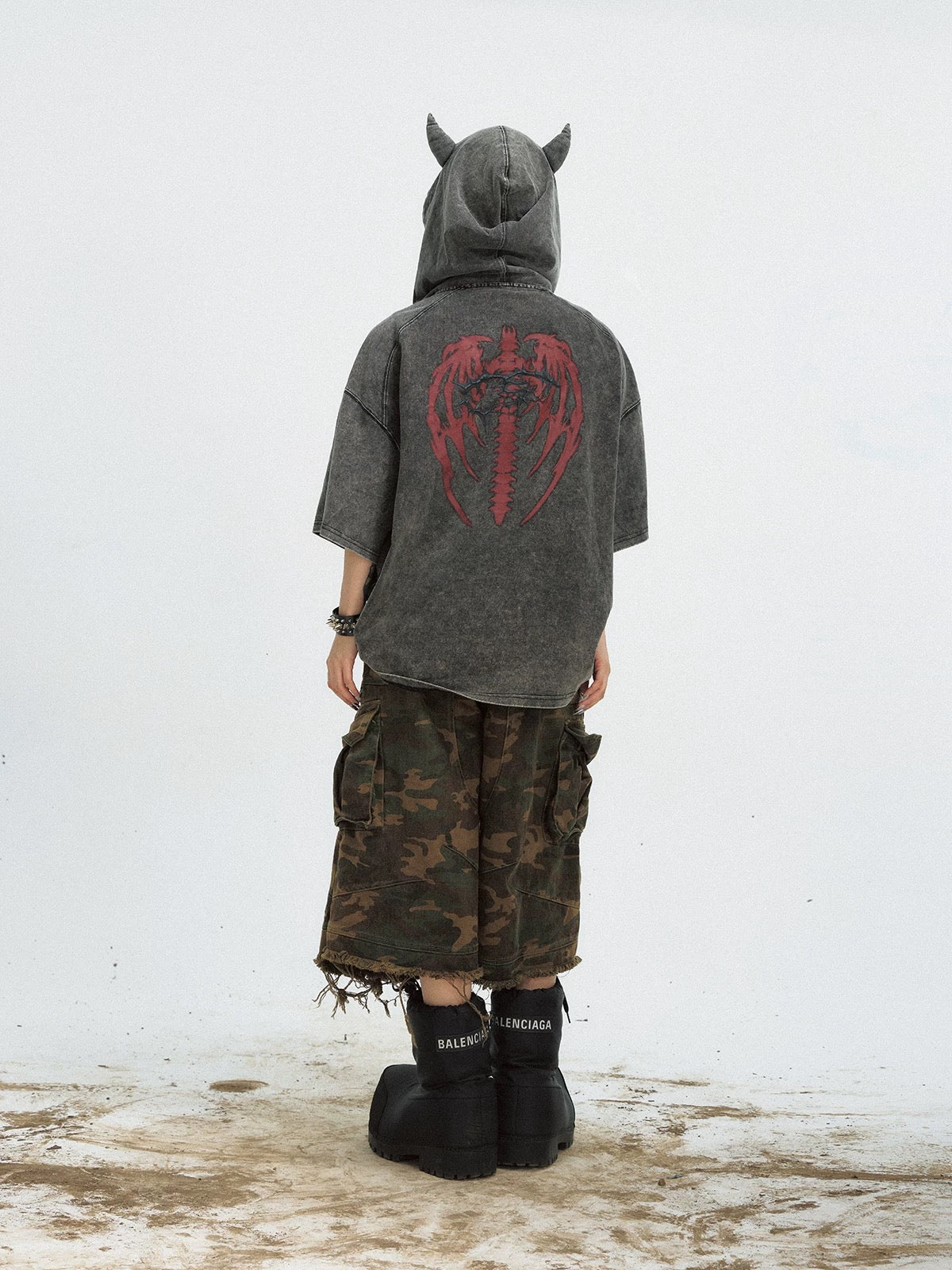 Dark little devil old washable hooded t-shirt
