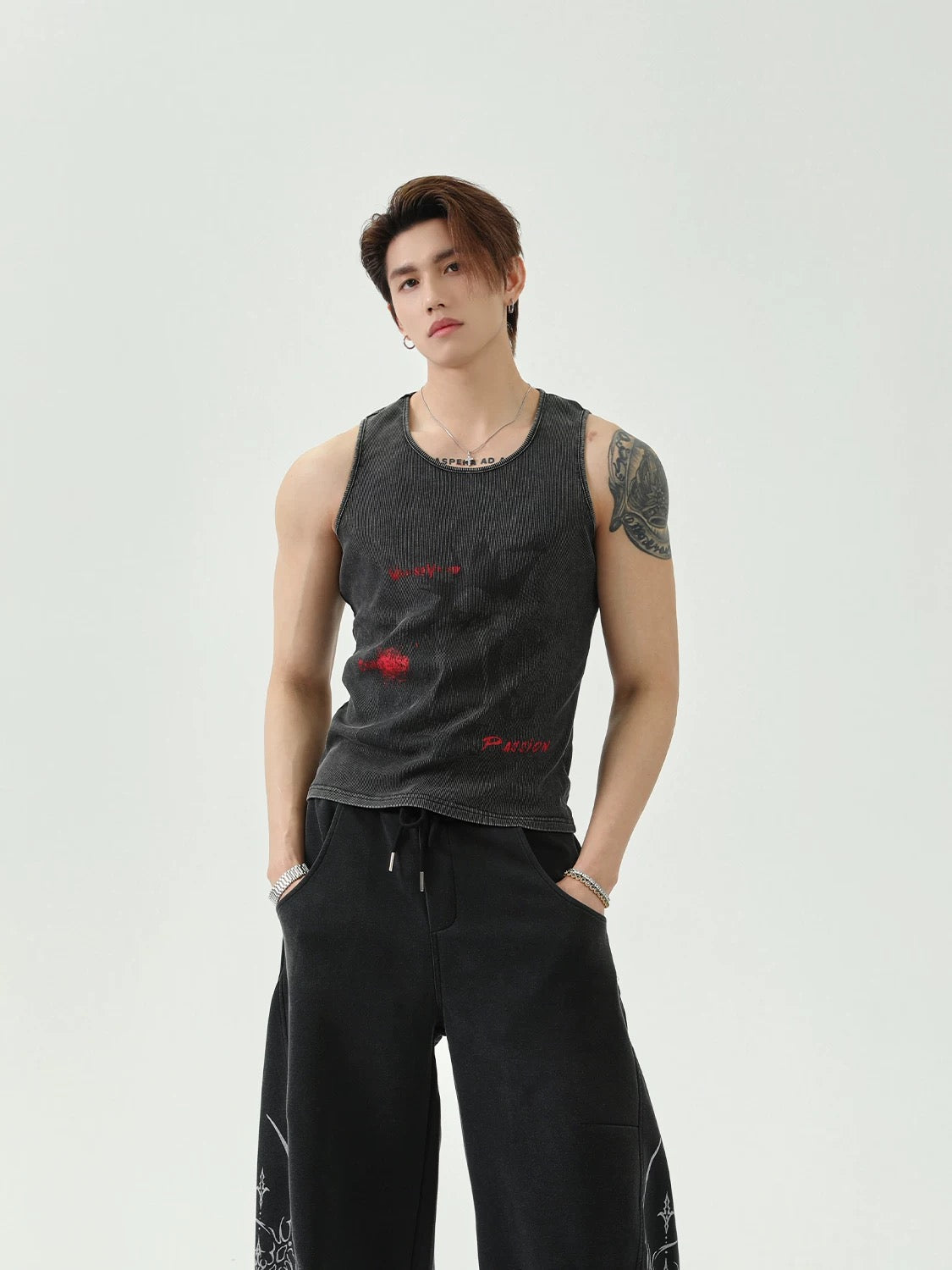 Letter graffiti fitted tank top